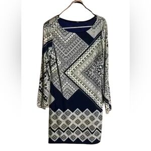 Nine West Size 10 women’s pull-on blue and white patterned sheath dress.